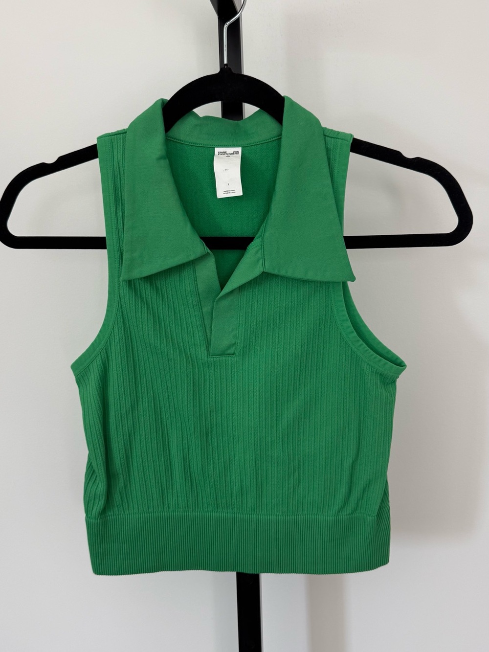Diane Von Furstenberg by Target Green Sleeveless Crop Ribbed Polo Tank